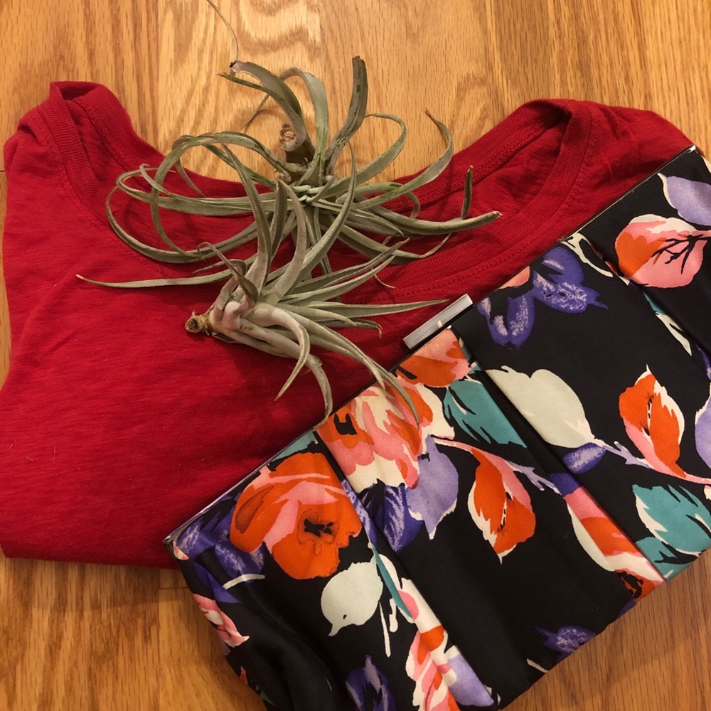 Express Floral Clutch